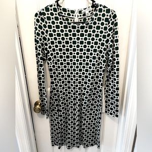 Banana Republic, Size 2. Green geometric dress.